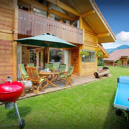 J'elage - Ovo Network Chalet